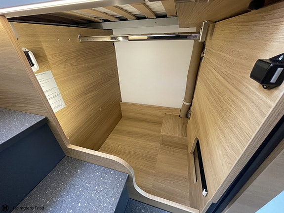 Adria Coral Select 670 SL | TRUMA DIESEL | SUNROOF | LÅNGBÄDDAR | 17 of 27