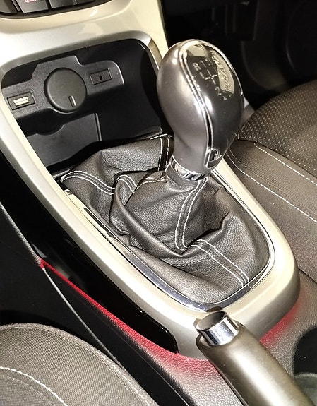 Opel Astra 19 of 28