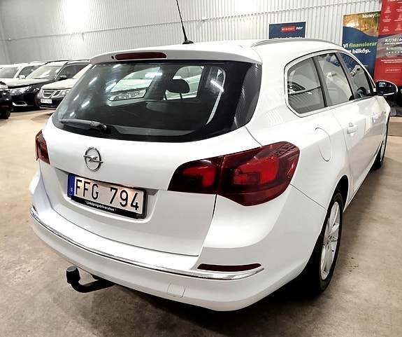 Opel Astra 6 of 28