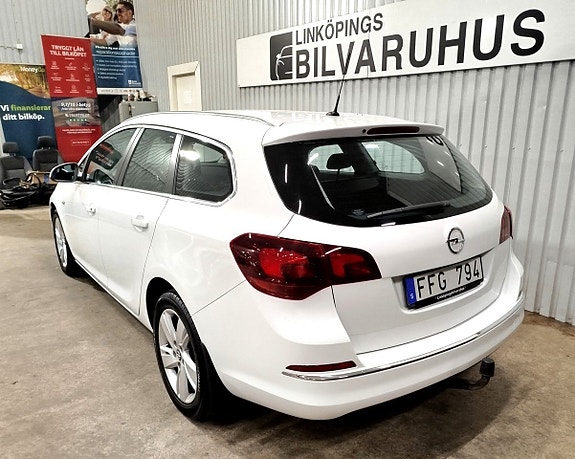 Opel Astra 3 of 28