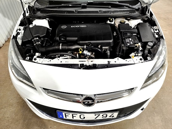 Opel Astra 10 of 28