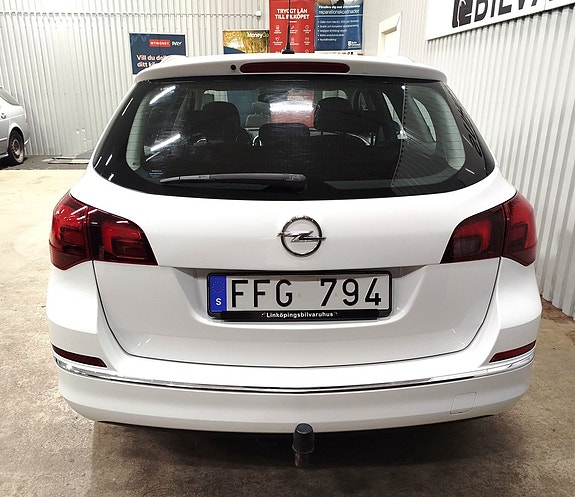 Opel Astra 4 of 28