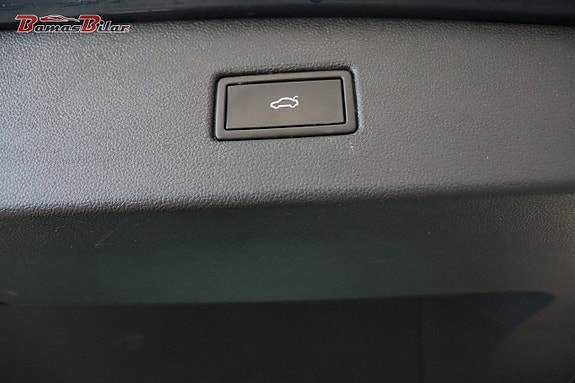 Volkswagen Tiguan 16 of 19