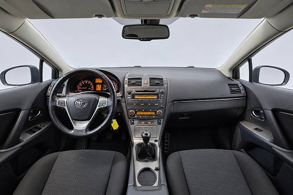 Toyota Avensis 15 of 28
