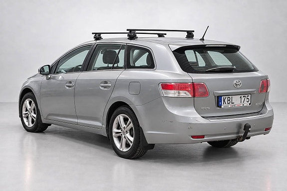 Toyota Avensis 6 of 28