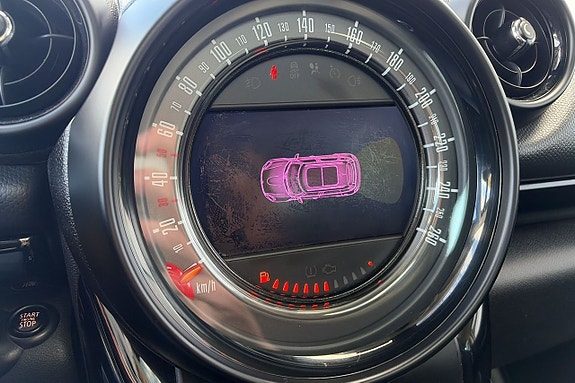 MINI Countryman Cooper SD 14 of 21