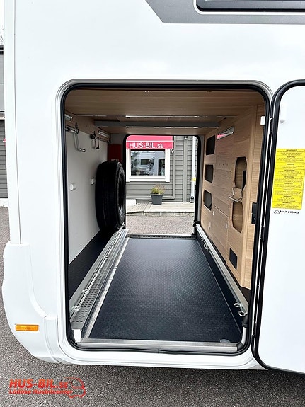 Adria Coral 670 DL Plus 9G automat / Alde 24 of 27