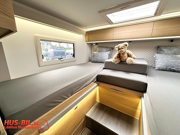 Adria Coral 670 DL Plus 9G automat / Alde 16 of 27
