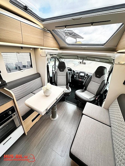 Adria Coral 670 DL Plus 9G automat / Alde 3 of 27
