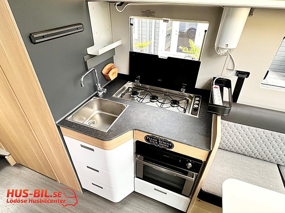 Adria Coral 670 DL Plus 9G automat / Alde 7 of 27