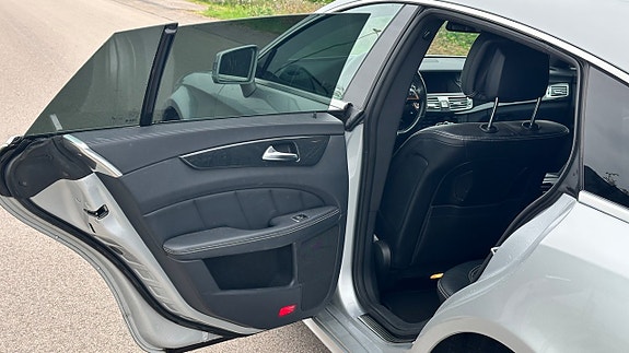 Mercedes-Benz CLS350 10 of 18