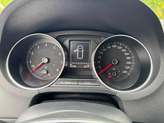 Volkswagen Polo 6 of 11