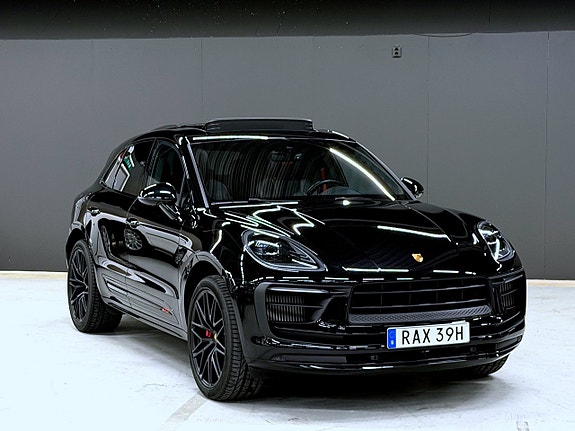 Porsche Macan GTS 19 of 28