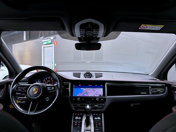 Porsche Macan GTS 2 of 28
