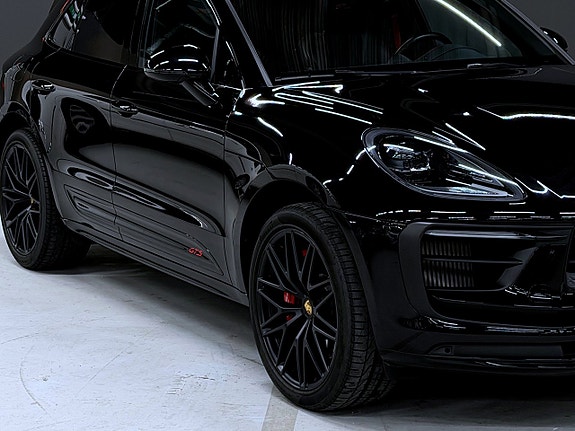 Porsche Macan GTS 15 of 28