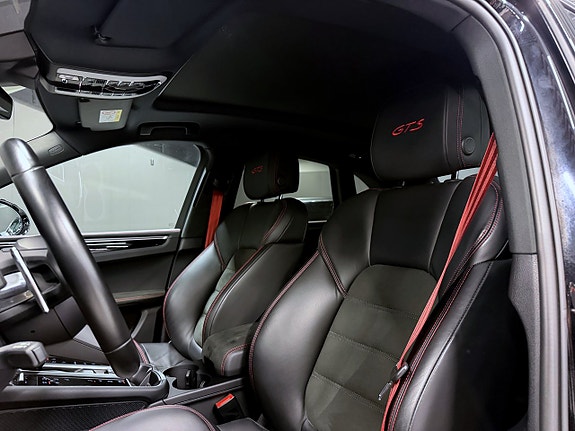Porsche Macan GTS 25 of 28