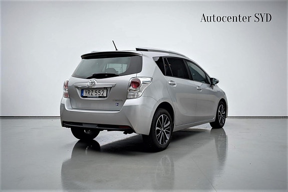 Toyota Verso 3 of 23