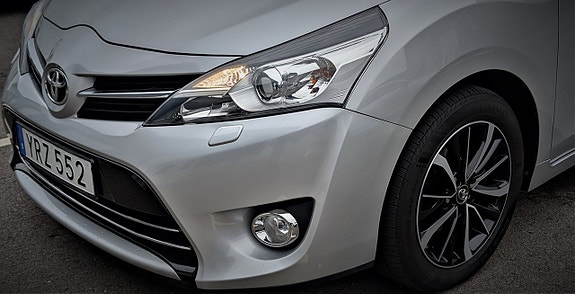 Toyota Verso 6 of 23