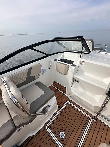 Bayliner VR6 -23/24, full utr. / bogprop 7 of 11