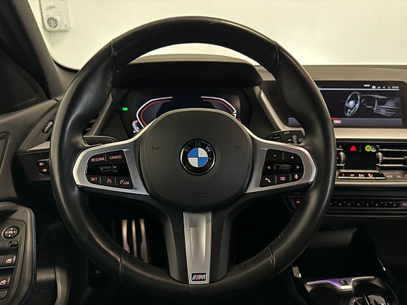 BMW 118i 13 of 18