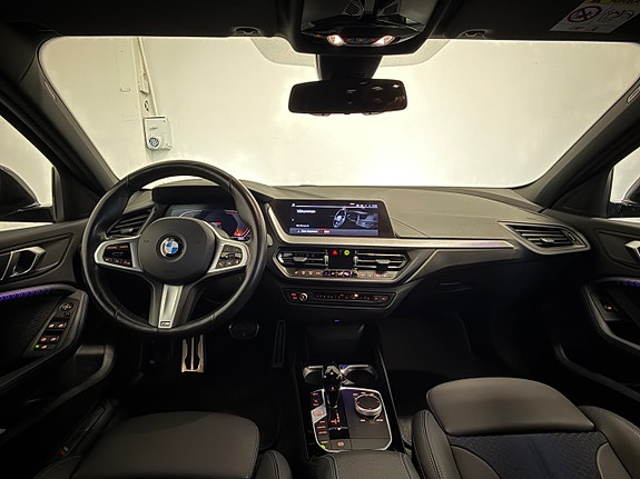 BMW 118i 11 of 18