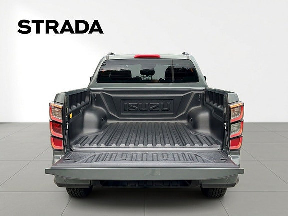Isuzu D-max 9 of 16