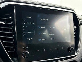 Isuzu D-max 13 of 16