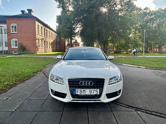 Audi A5 8 of 17