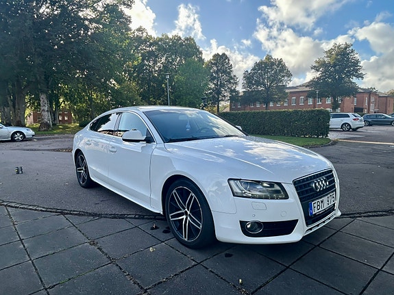 Audi A5 7 of 17