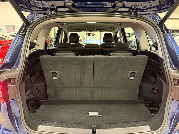 BMW 218i 20 of 21