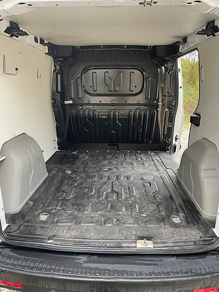 Opel Combo 18 of 22