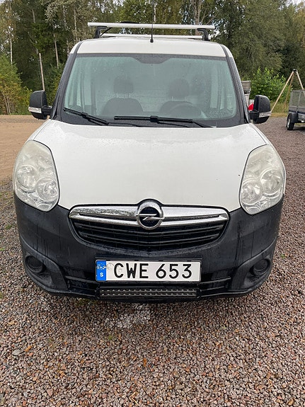 Opel Combo 9 of 22