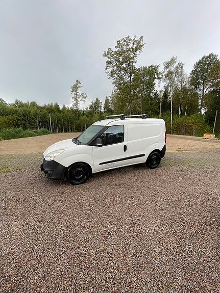 Opel Combo 8 of 22