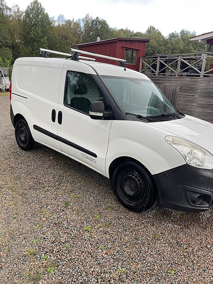 Opel Combo 4 of 22