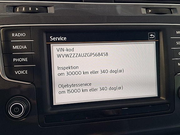 Volkswagen Golf Alltrack 13 of 13