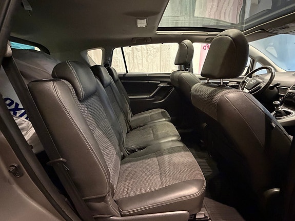 Toyota Verso 10 of 15