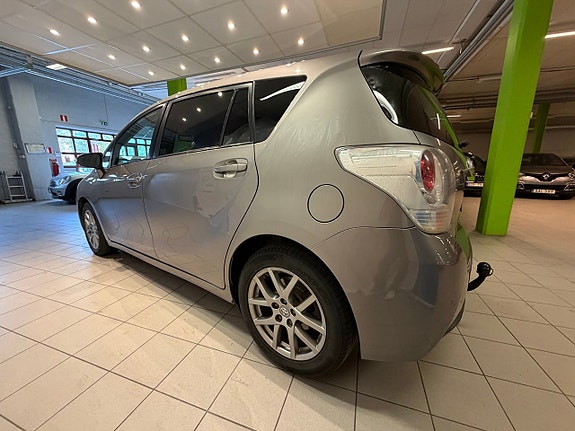 Toyota Verso 6 of 15
