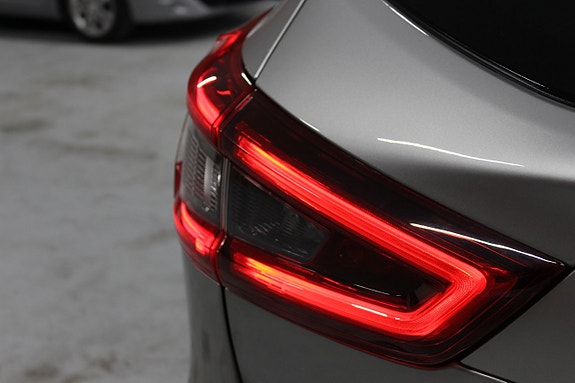 Nissan Qashqai 17 of 19
