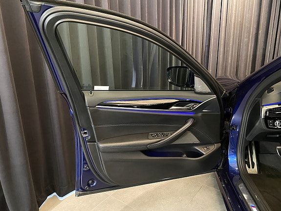 BMW 530i 24 of 30