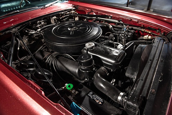 Lincoln Continental 20 of 23