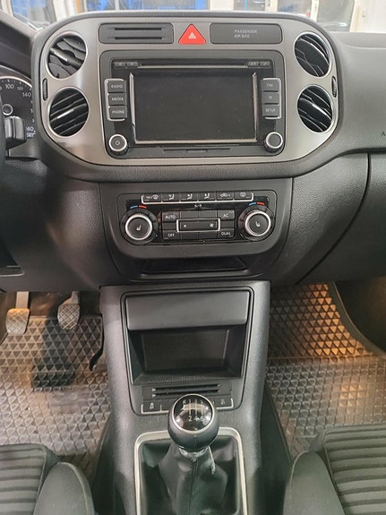 Volkswagen Tiguan 13 of 17