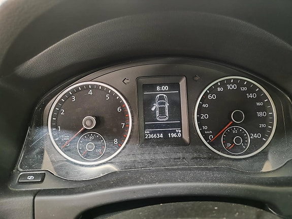 Volkswagen Tiguan 16 of 17