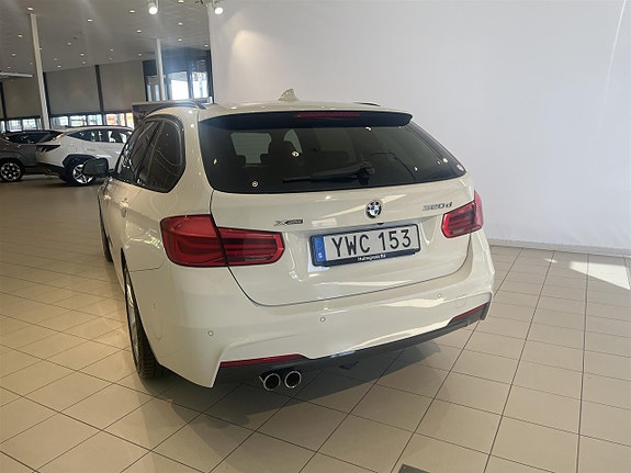 BMW 320d 5 of 12