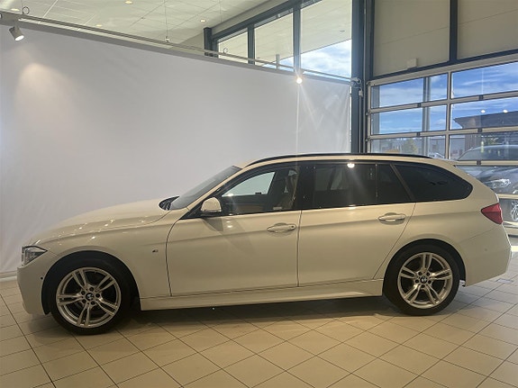 BMW 320d 2 of 12