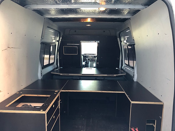 Ford Transit 8 of 9