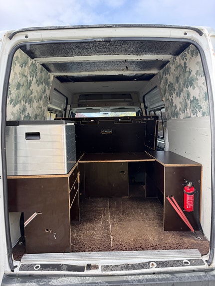 Ford Transit 7 of 9