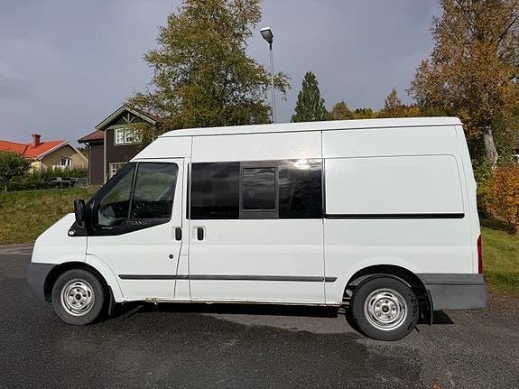 Ford Transit 2 of 9