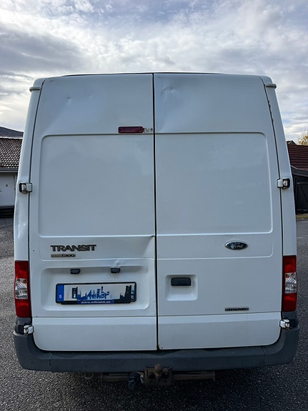 Ford Transit 9 of 9