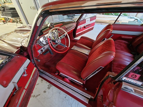 Plymouth Fury 15 of 15
