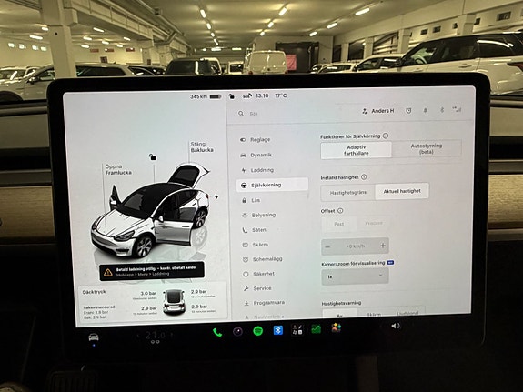 Tesla Model Y 14 of 19